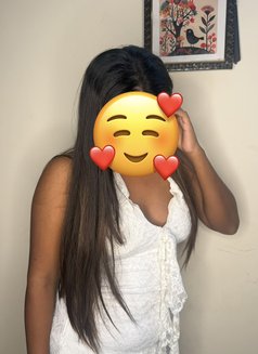 Natasha - escort in New Delhi Photo 5 of 5