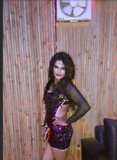 Natasha - Transsexual escort in New Delhi Photo 3 of 7
