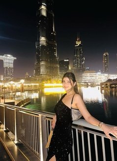 Natasha Indian Model - puta in Dubai Photo 1 of 6