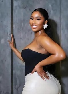 Natasha - escort in Noida Photo 1 of 8