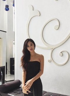 Natasha Japanese Beauty - puta in Singapore Photo 4 of 4