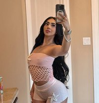 Natasha Latina Beauty - escort in Manila