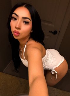 Natasha Latina Beauty - escort in Manila Photo 3 of 4
