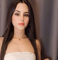 Natasha - puta in Beirut Photo 3 of 8