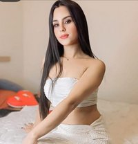 Natasha - escort in Beirut Photo 4 of 4