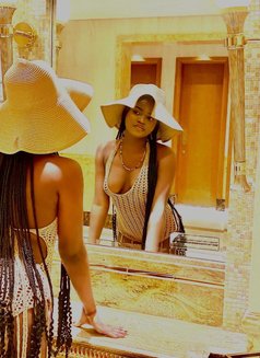 Natasha Love - escort agency in Abu Dhabi Photo 3 of 6