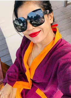 Natasha perera (my new account) - puta in Dubai Photo 16 of 21