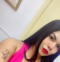 Natasha Perera - puta in Colombo