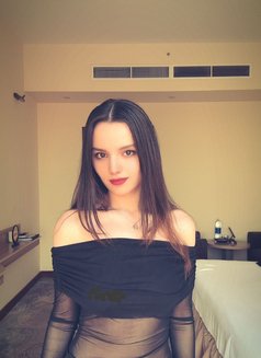 natasha - puta in Muscat Photo 19 of 23