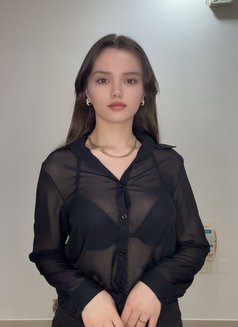 natasha - escort in Muscat Photo 6 of 10