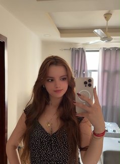 natasha - puta in Muscat Photo 19 of 25