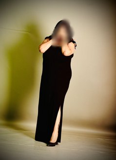 Natasha The Milf - Cam & Real Meet - puta in New Delhi Photo 3 of 4