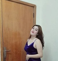 Natasha Sandra - puta in Jubail