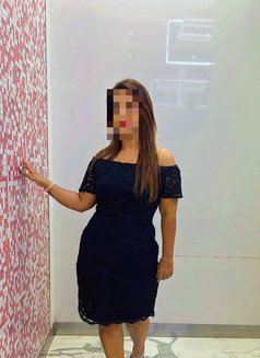 Natasha Saxena - escort in Mumbai Photo 27 of 30