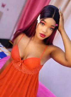 Natasha - escort in Muscat Photo 2 of 3