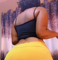 Natasha UG - puta in Nairobi