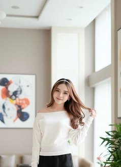 Natasya - escort in Jakarta Photo 5 of 6