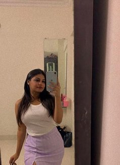 Nataya Malhotra - escort in Bangalore Photo 5 of 12