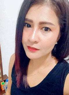 Natcha - puta in Gurgaon Photo 3 of 4