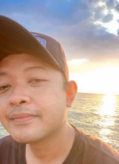 Natco Dee - masseur in Bali Photo 2 of 2