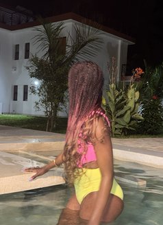 Nate - Transsexual escort in Nairobi Photo 10 of 10