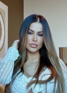 Nathalia - escort in Dubai Photo 5 of 5
