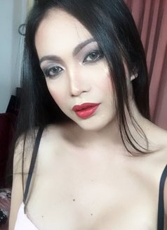 Nathalia - Transsexual escort in Singapore Photo 2 of 16