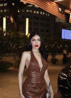 Nathalia Garcia - escort in Kuala Lumpur Photo 1 of 14