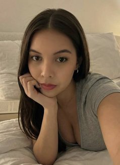 Nathalie - escort in Yokosuka Photo 3 of 9