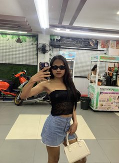 Nathalie Escoto - Transsexual escort in Manila Photo 3 of 4