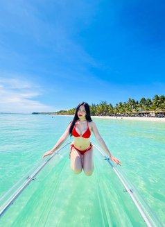 Nathalie - Transsexual escort in Makati City Photo 5 of 10