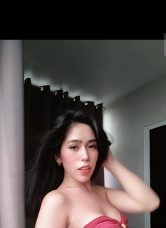 Nathalie - Transsexual escort in Makati City Photo 8 of 10