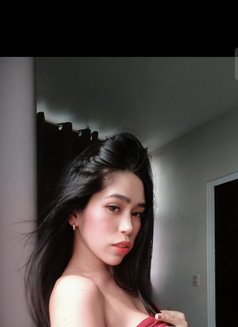 Nathalie - Transsexual escort in Makati City Photo 10 of 10