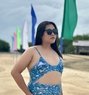 Nathalie - Acompañantes transexual in Manila Photo 2 of 7