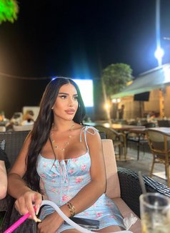 Nathalie - Transsexual escort in Beirut Photo 27 of 29