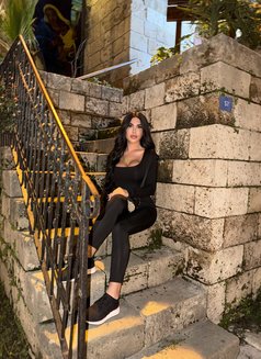 Nathalie - Transsexual escort in Beirut Photo 19 of 21