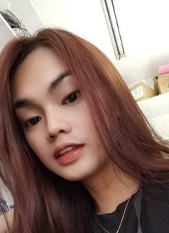 OLIVIA IS BACK IN SG - Transsexual escort in Singapore Photo 4 of 12