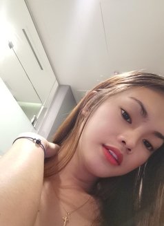 OLIVIA IS BACK IN SG - Transsexual escort in Singapore Photo 5 of 12