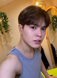 Nathan - Male escort in Singapore Photo 10 of 10