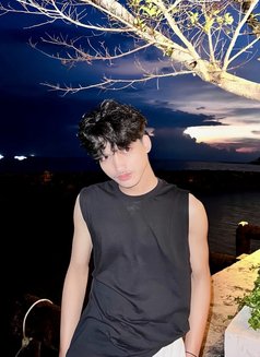 Nathan - Male escort in Jakarta Photo 5 of 8