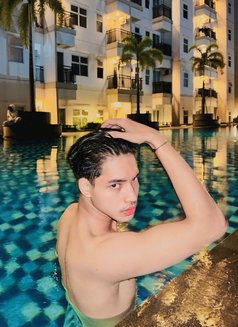 Nathan - Male escort in Jakarta Photo 6 of 8