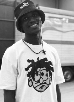 Nathaniel241 - Acompañantes masculino in Lagos, Nigeria Photo 4 of 4