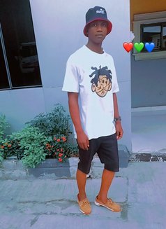 Nathaniel241 - Acompañantes masculino in Lagos, Nigeria Photo 6 of 6