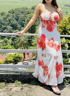 Nathasha live calls sessions - Acompañante in Colombo Photo 4 of 5