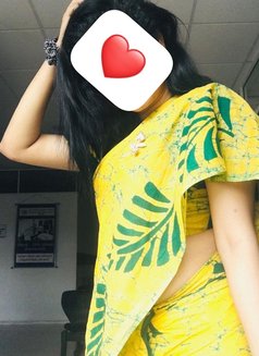 Nathasha School Teacher Full and Web Cam - escort in Colombo Photo 1 of 2