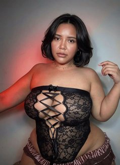 BENZ ( only incall ) - puta in Bangkok Photo 16 of 26