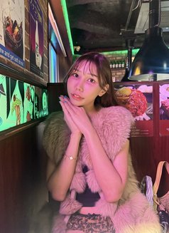 Natsumi - escort in Bangkok Photo 7 of 7