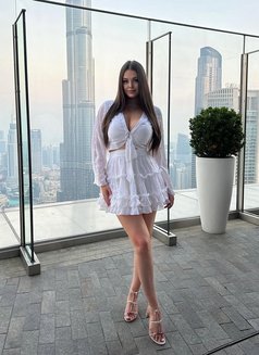 Natty - puta in Beijing Photo 3 of 9