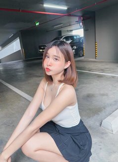 Natty - escort in Osaka Photo 2 of 6