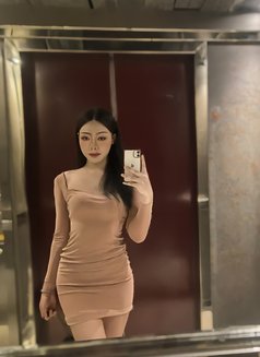 Natty Natty Bangkok - Transsexual adult performer in Bangkok Photo 7 of 7